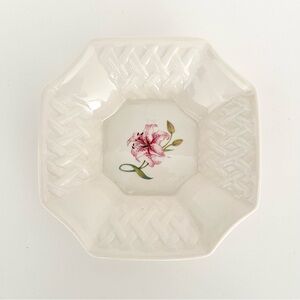 Vintage Belleek Porcelain Square Dish Plate Country Trelis Flower Lily Ireland